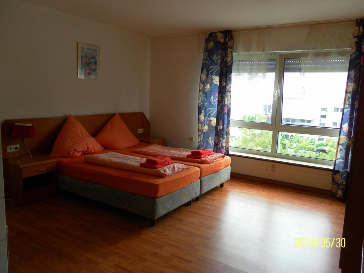 Hotel Am Theater Pforzheim Habitación foto